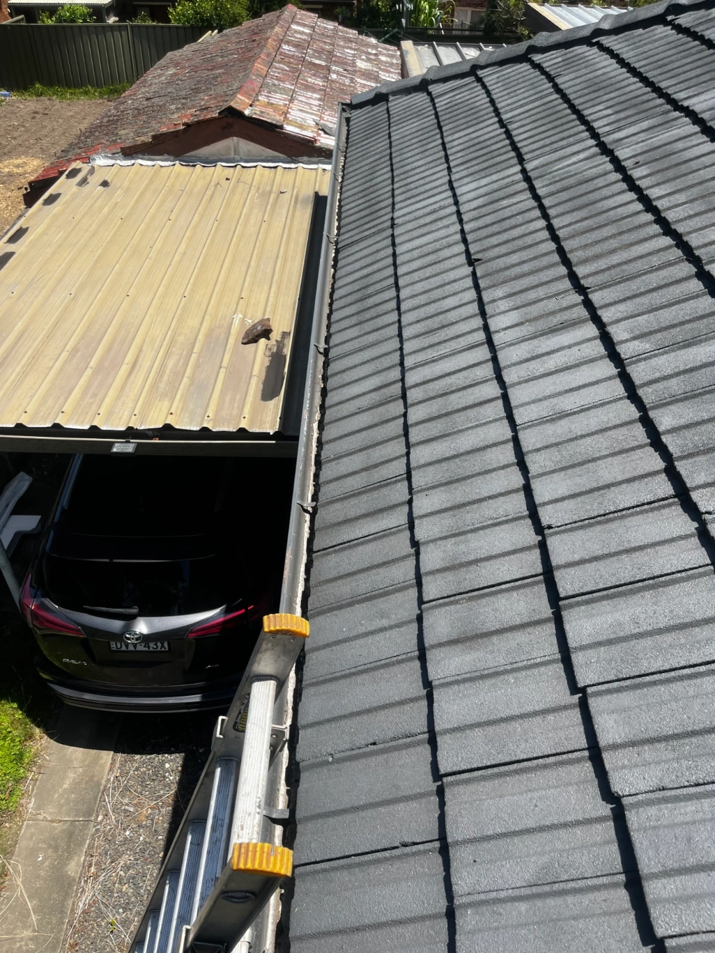 Roof & Gutter Cleaning with Tile Replacement – Hornsby Heights
