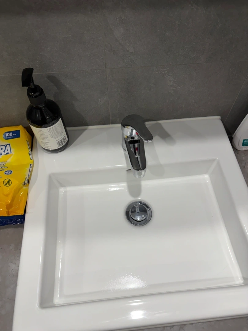 Basin installation