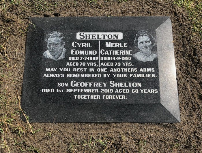 Epitaph engraving for husband and wife