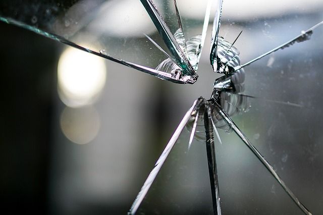 How Do You Fix A Broken Glass Window Glass One Glazier Brisbane 8269