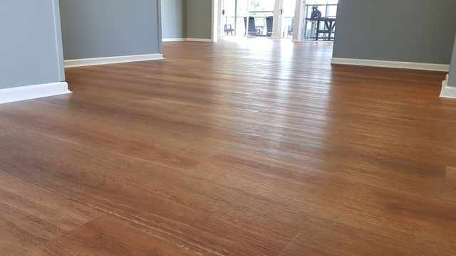 Hybrid Flooring - looks so good it could be the real thing 