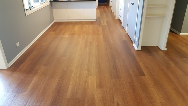 Hybrid Flooring - looks so good it could be the real thing 