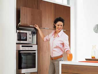 Blum Kitchen - Functional Kitchen