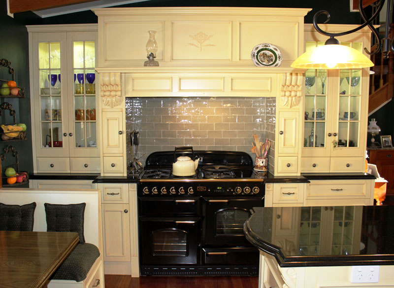 2 pac cabinetry kitchen