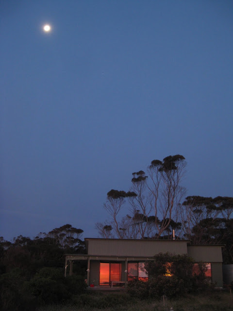 Wallaby Beach House at night