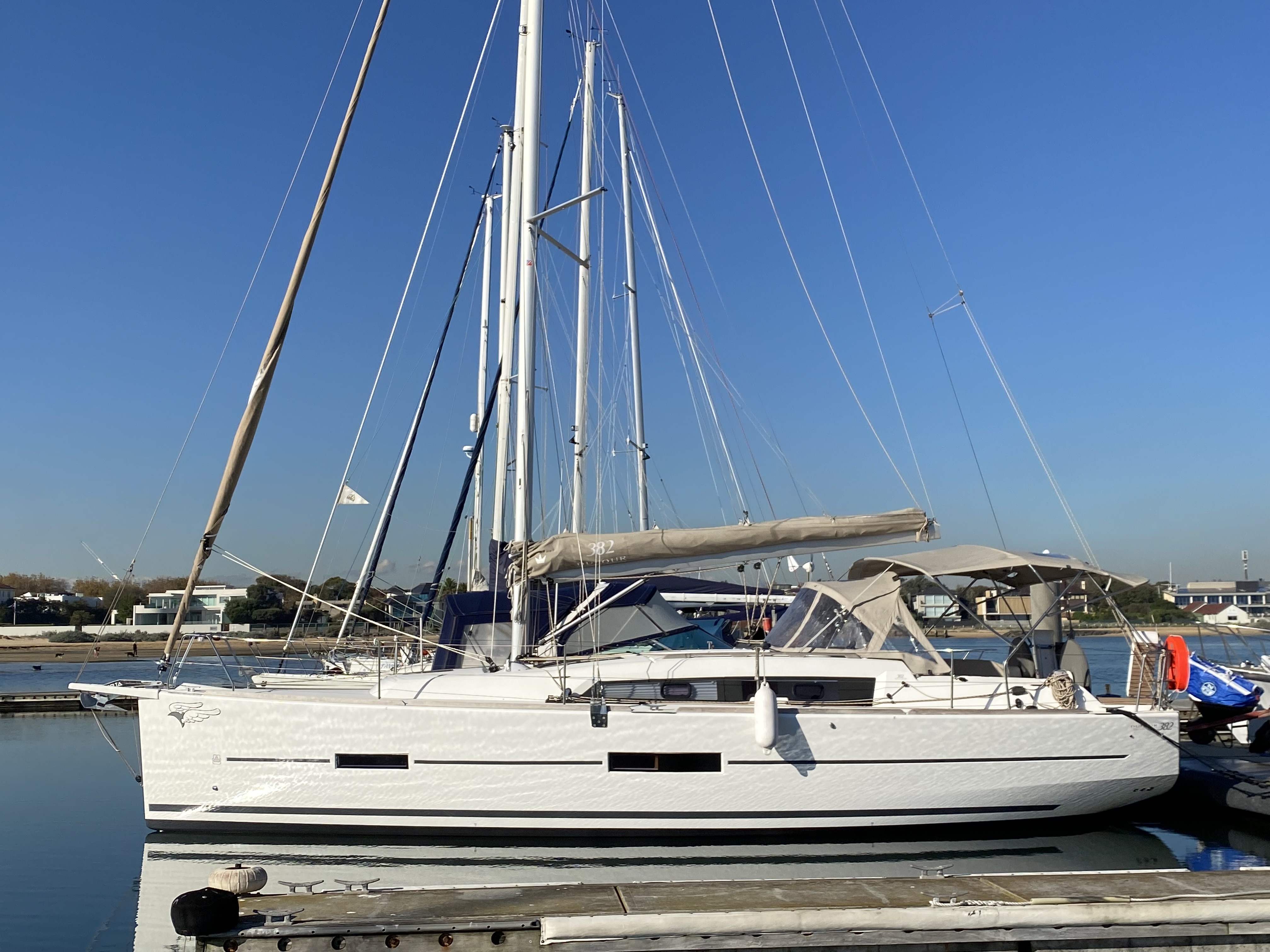 2018 Dufour Grand Large 382
