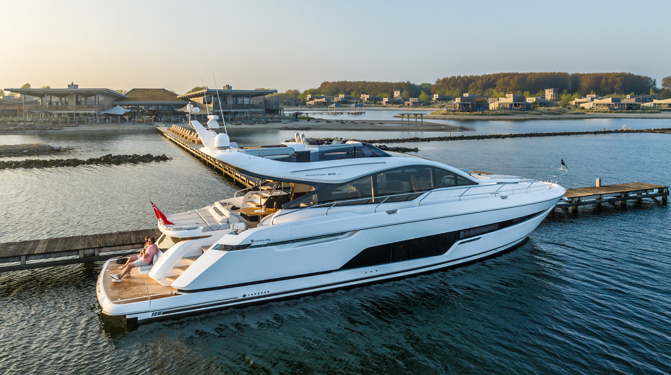 Fairline Phantom 65
