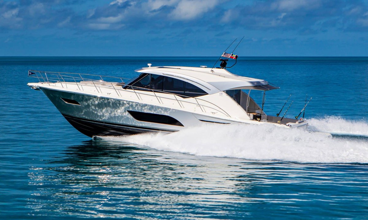 Riviera 575 SUV 2022 