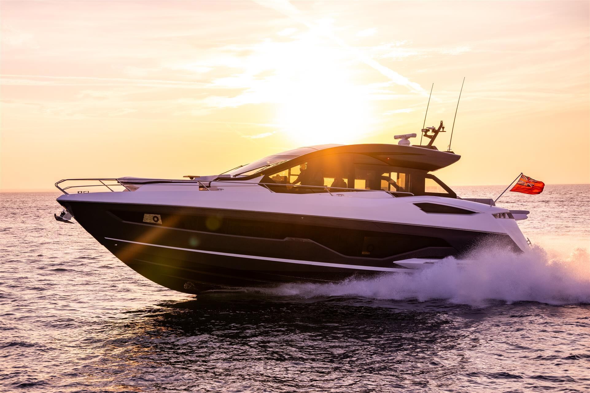 Sunseeker Predator 55