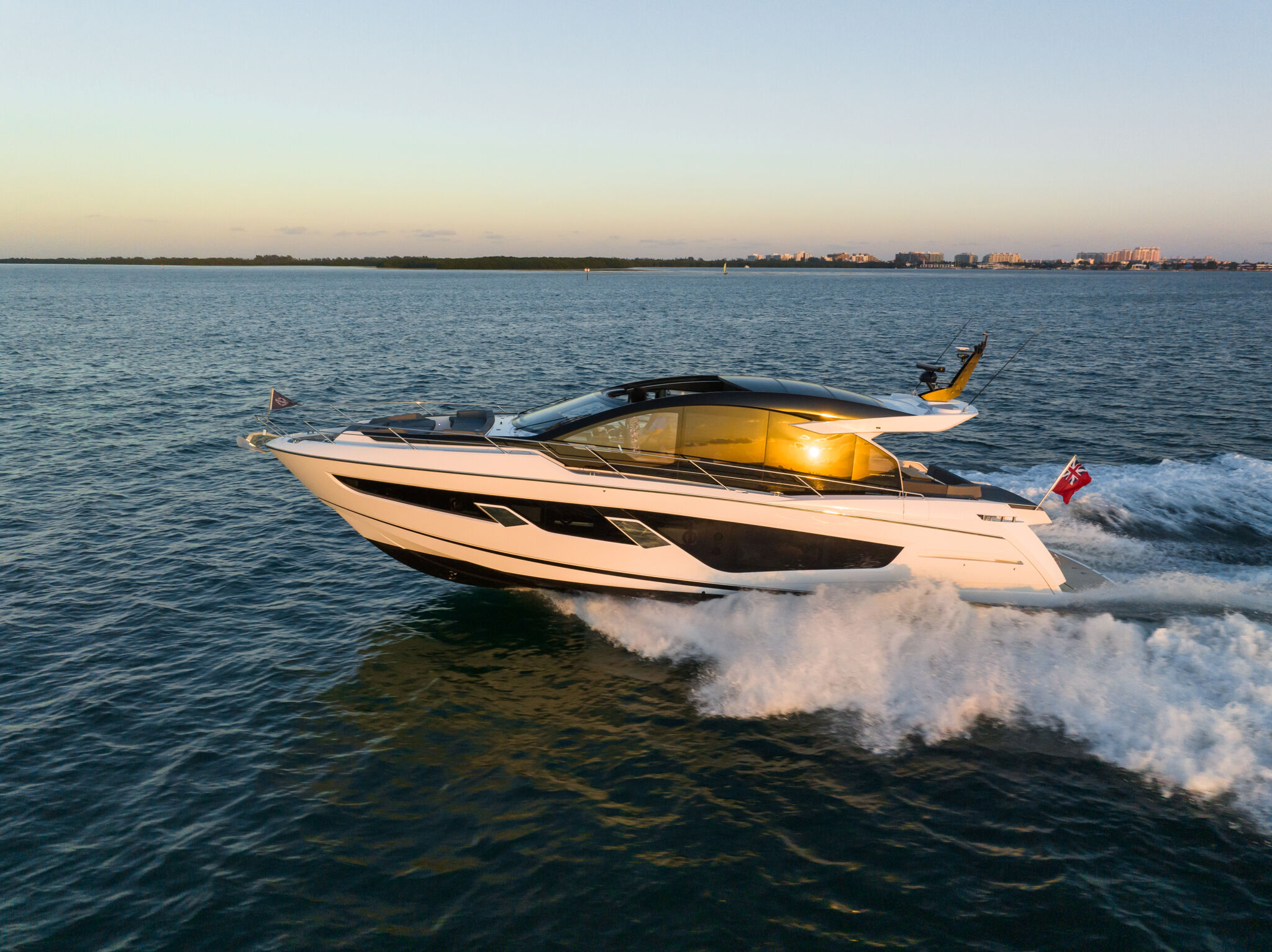 Sunseeker Predator 65