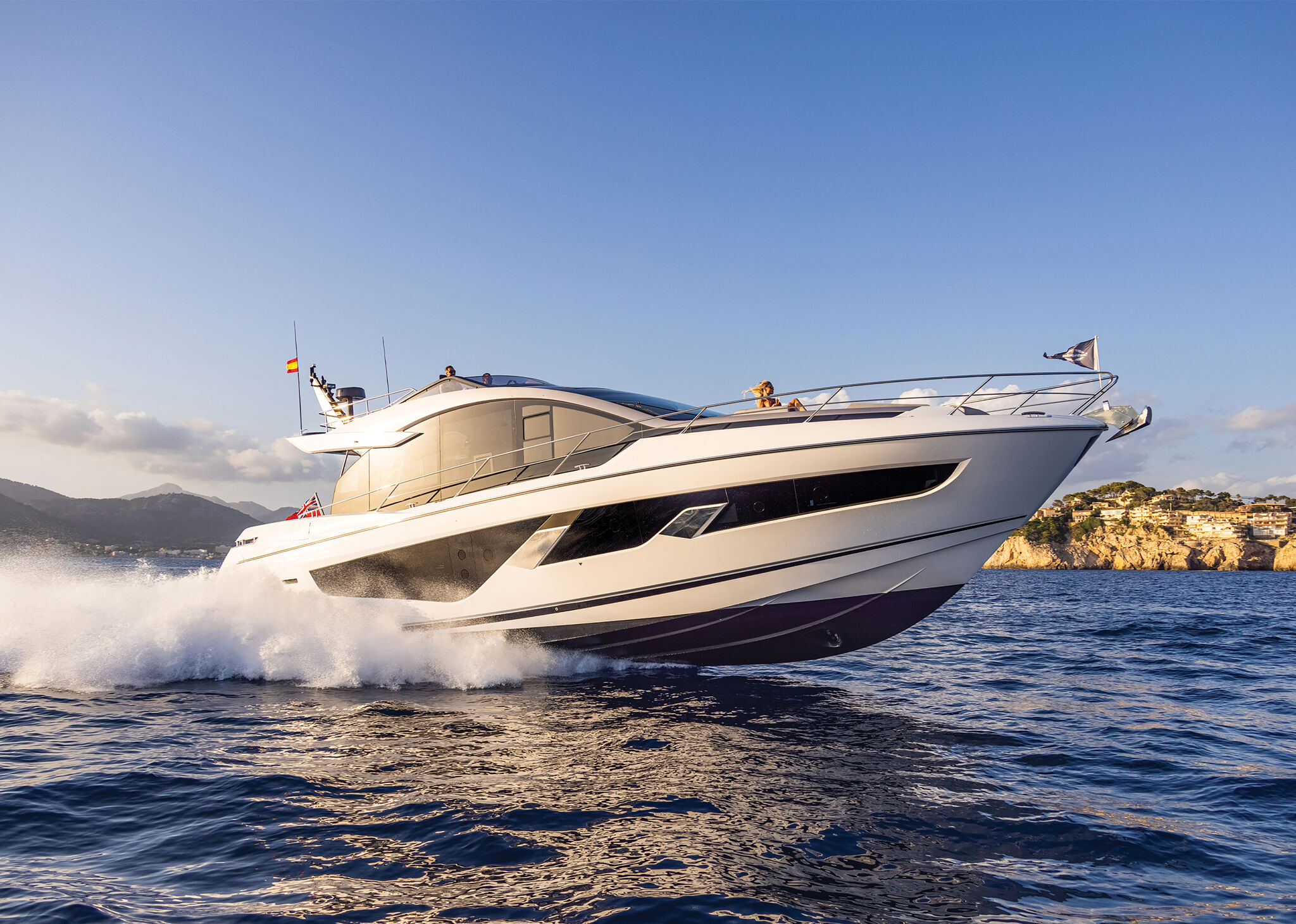 Sunseeker 65 Sport Yacht 