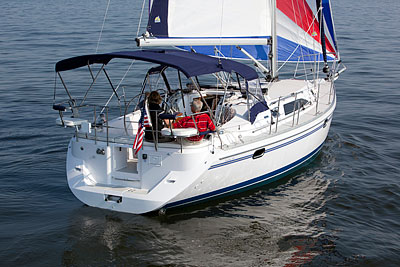 Catalina 355 plus Charter Business 5