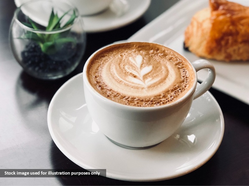 5-day cafe within busy medical precinct