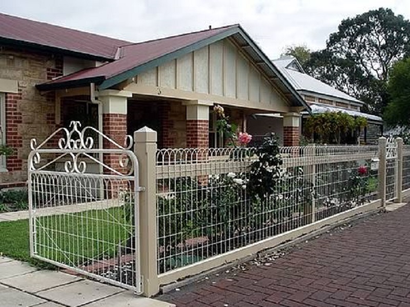 Specialist fencing manufacturer
