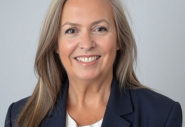 Dr Suzi Skinner