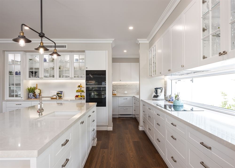 Lake Serenity Kitchen Interior