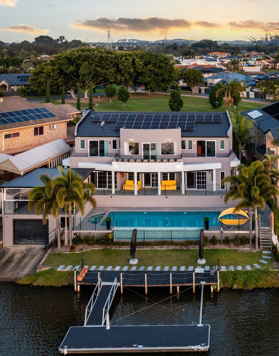 Port Jackson Ave Drone shot