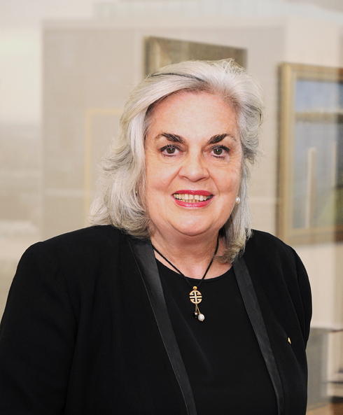 Susan Crennan , BA LLB P.G Dip(Hist) FCIArb