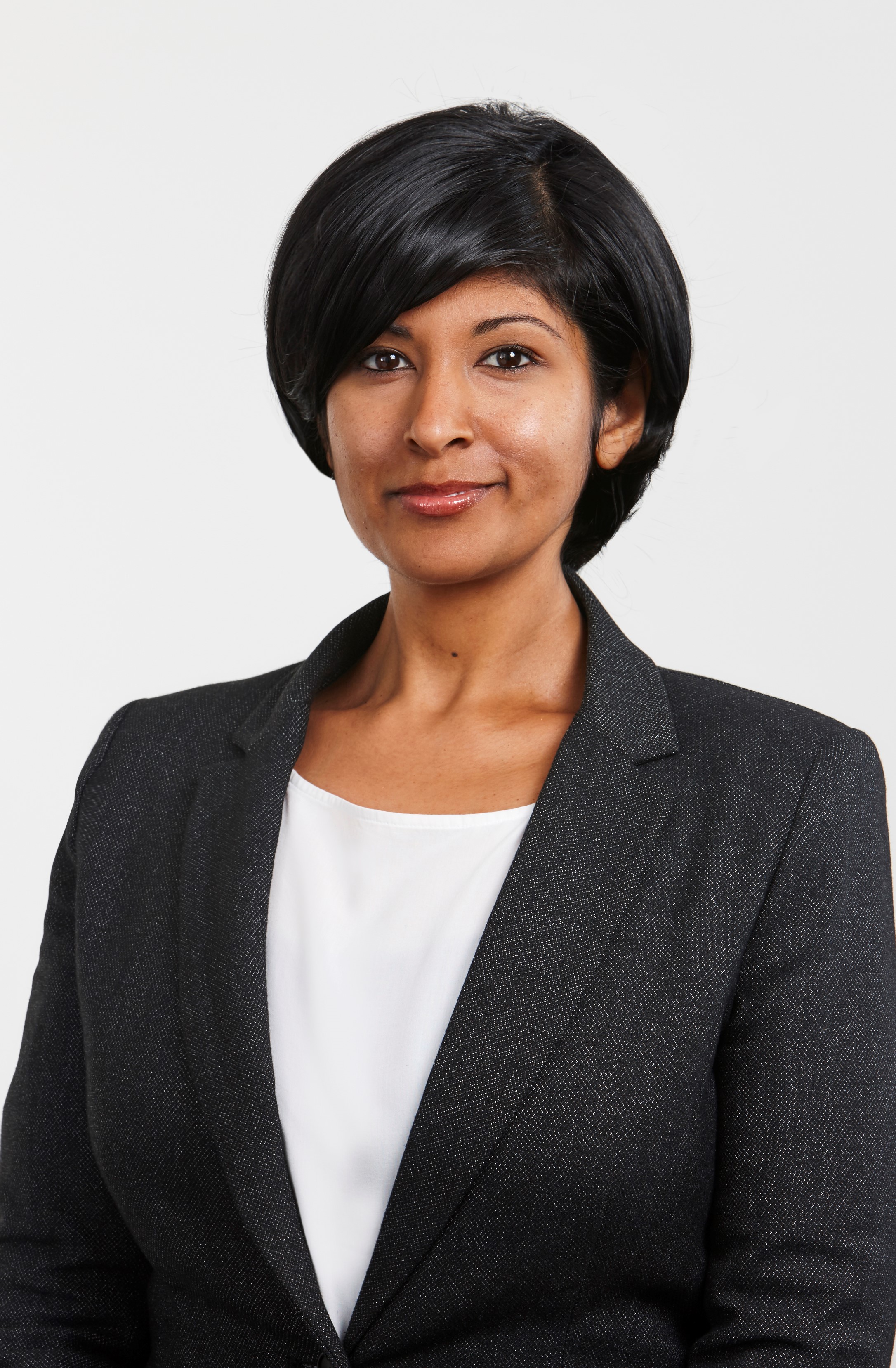 Roshena Campbell, BA, LLB (Hons), LLM