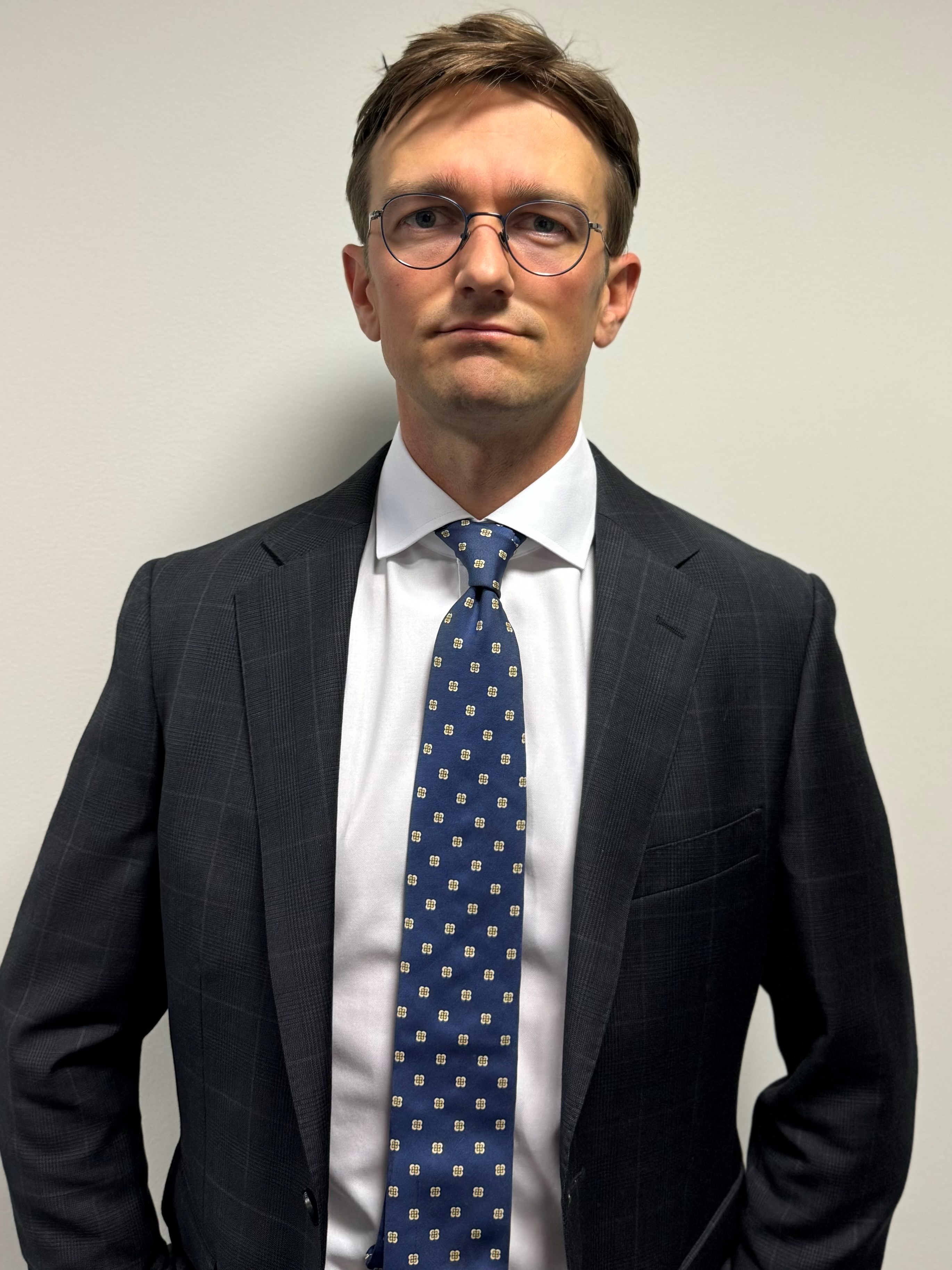 Tim Dowling, LL.B (Hons), LLM (Melb)