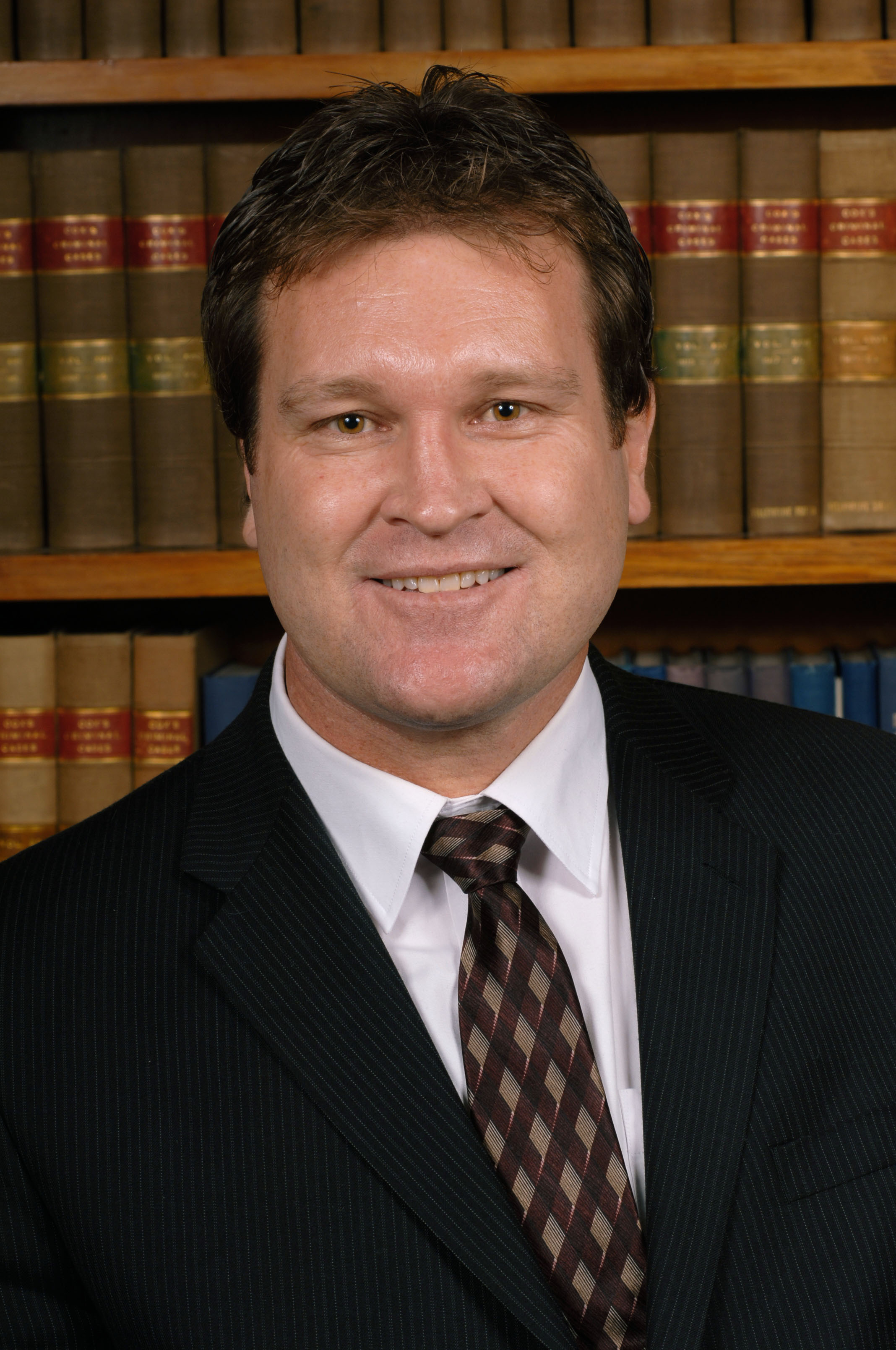 Wayne Henwood, LL.B (Hons) 