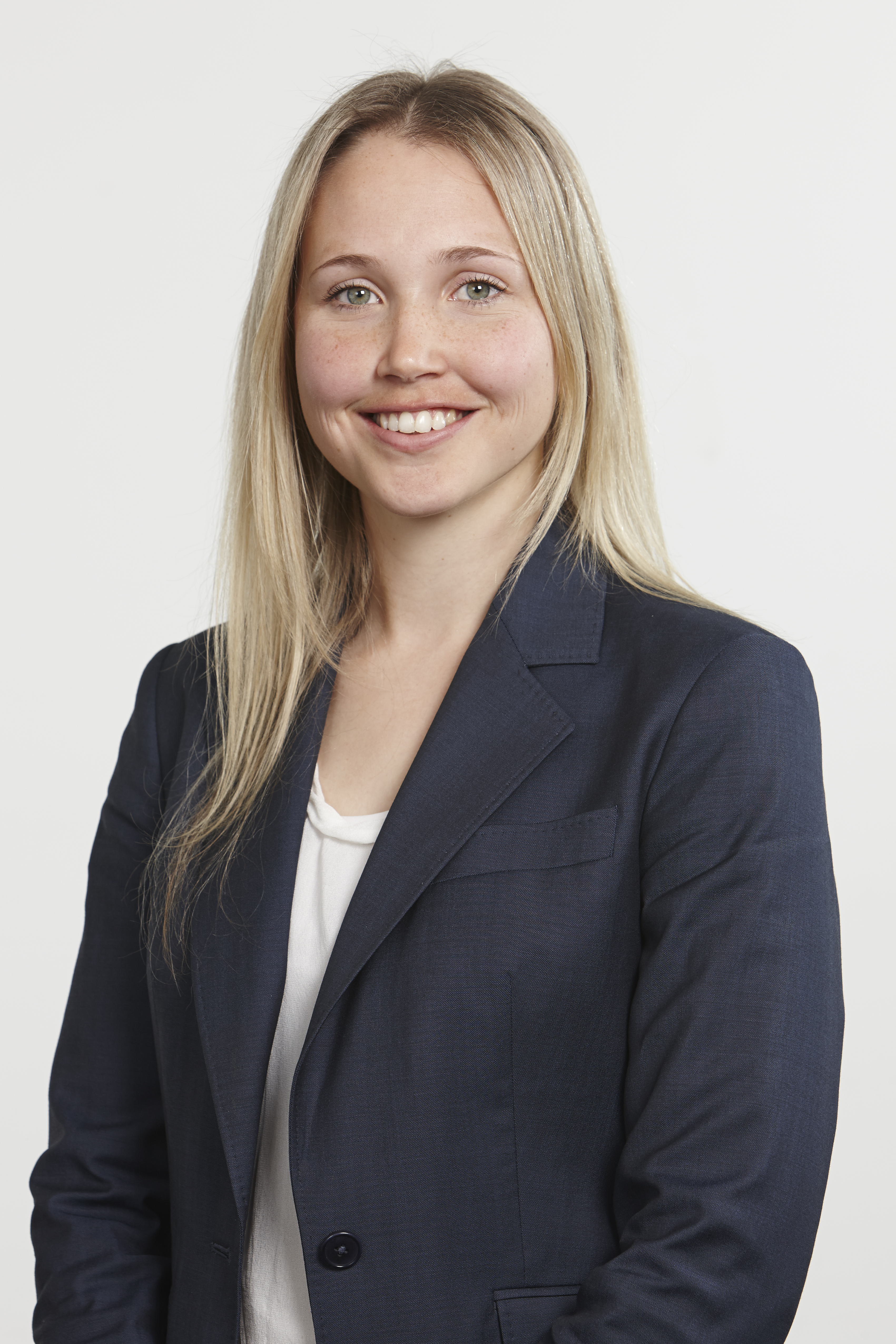 Sarah McNaught  , JD (Hons), BA