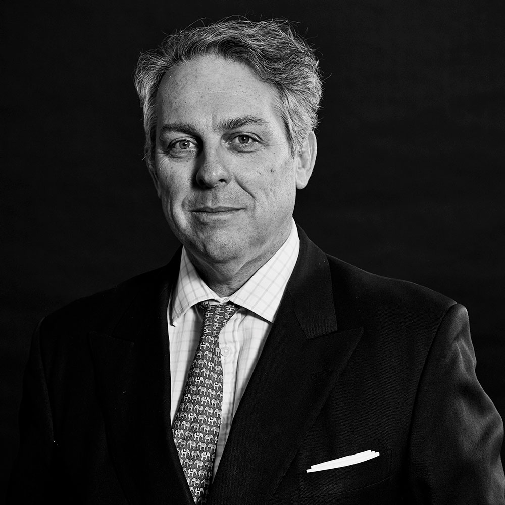 Paul Hayes, LLB (QUT), MSt (Cantab), DipICArb (CIArb, London), FCIArb