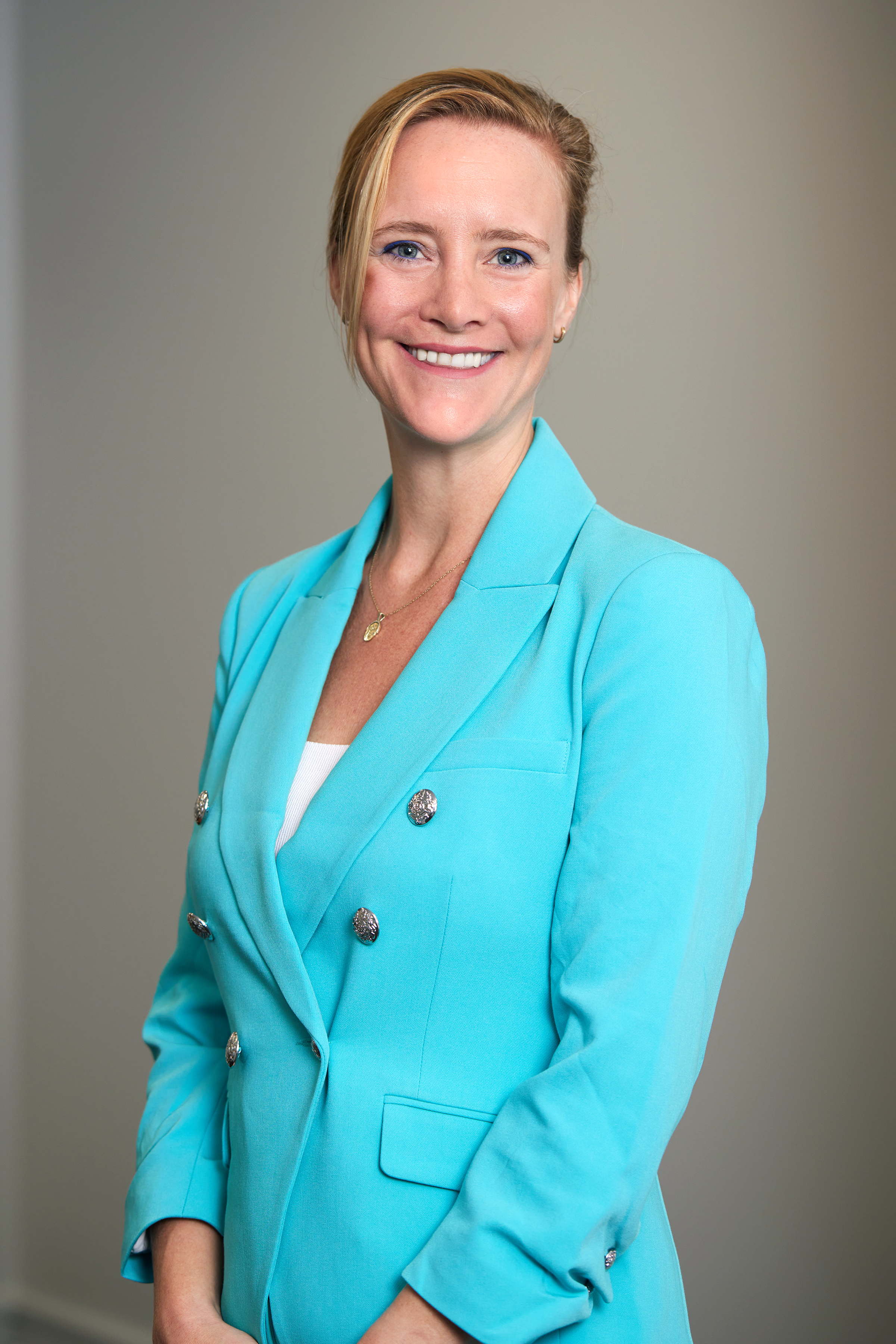 Tamara Leane,   LL.B (Hons), B.Com (Distinction) 