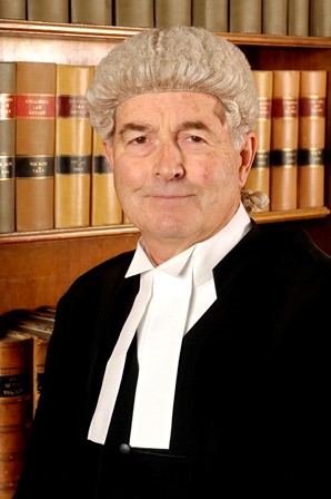 Ross Robson, BA(Hons), LLB(Hons) & LLM(Melb), MSc(Economics)(LSE), BCom