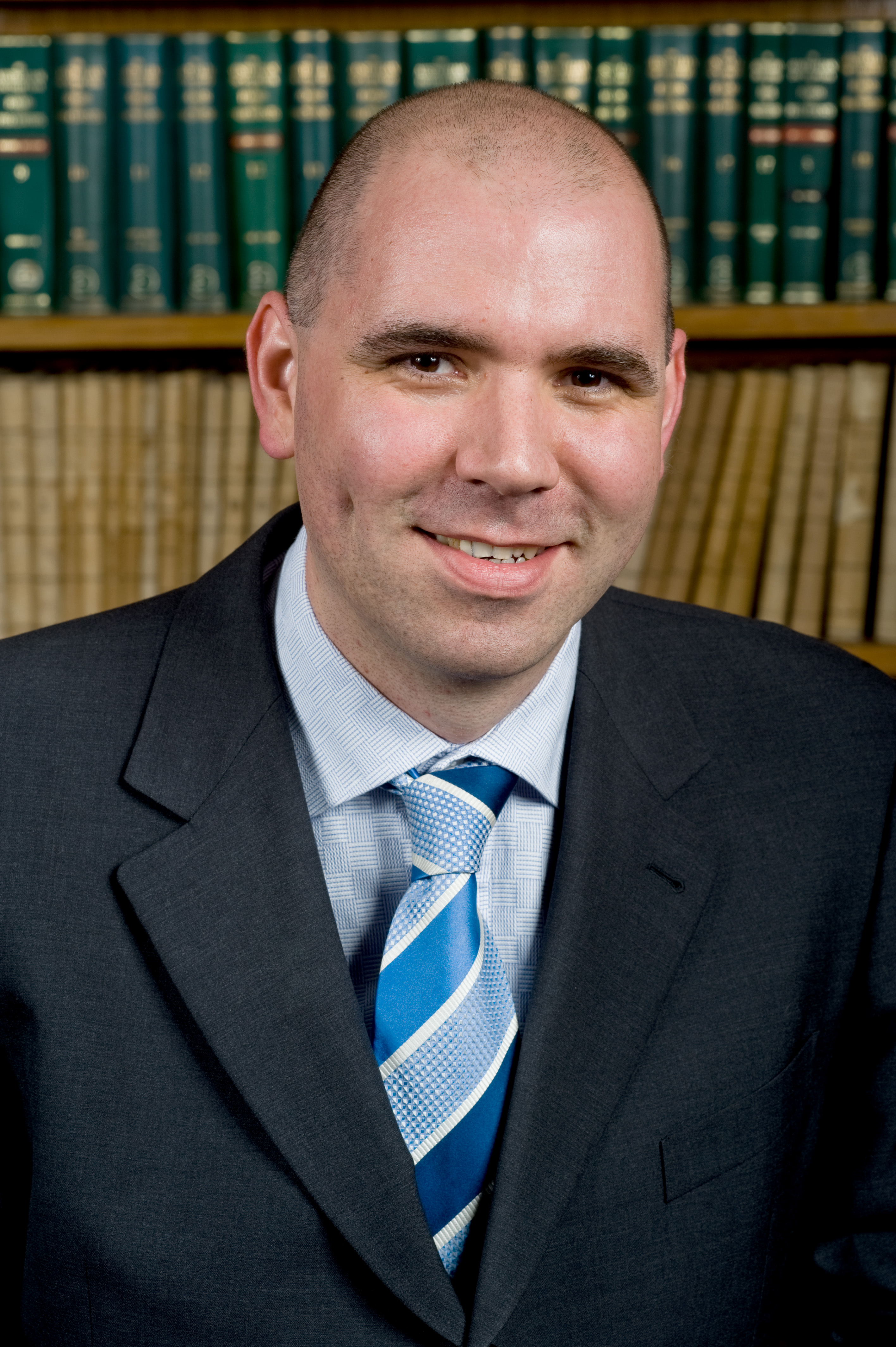 Daniel Wallis, LL.B (Hons) England & Wales 