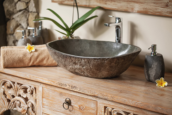 Take your bathroom to the next level with the tropical look