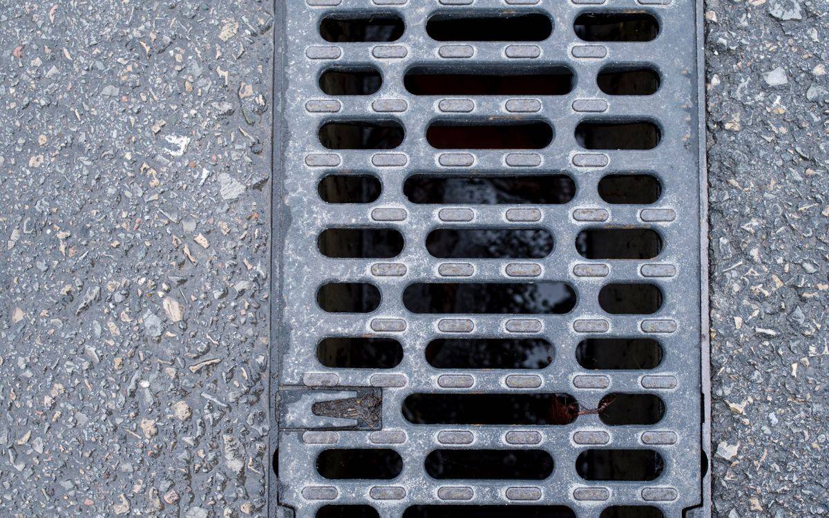 Trench drain