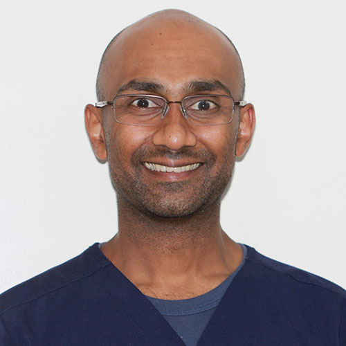 Dr Luxman Dharmakularajah - Dentist