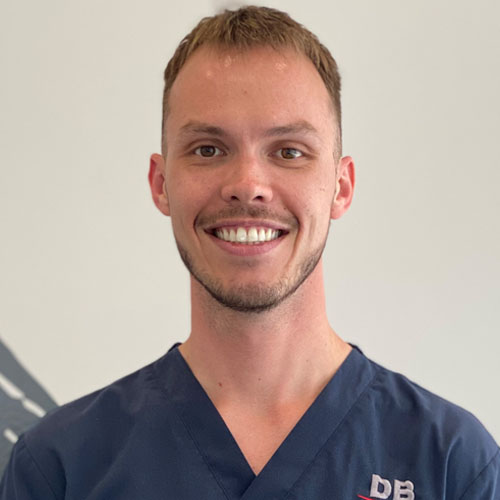 Dr Marek Deptula - Dentist