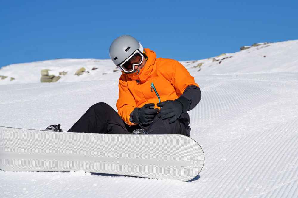Can You Snowboard With a Torn ACL?