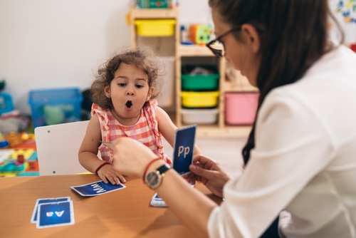 Speech Therapy for Toddlers: Early Intervention Strategies for Improved Communication