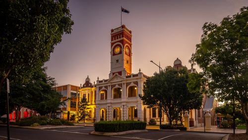 A majestic neo-Gothic architectural marvel, Toowoomba's City Hall stands tall as a symbol of the city's rich history and cultural significance. Completed in 1900, this iconic building serves as a central hub for community events and civic functions, showcasing Toowoomba's architectural heritage.