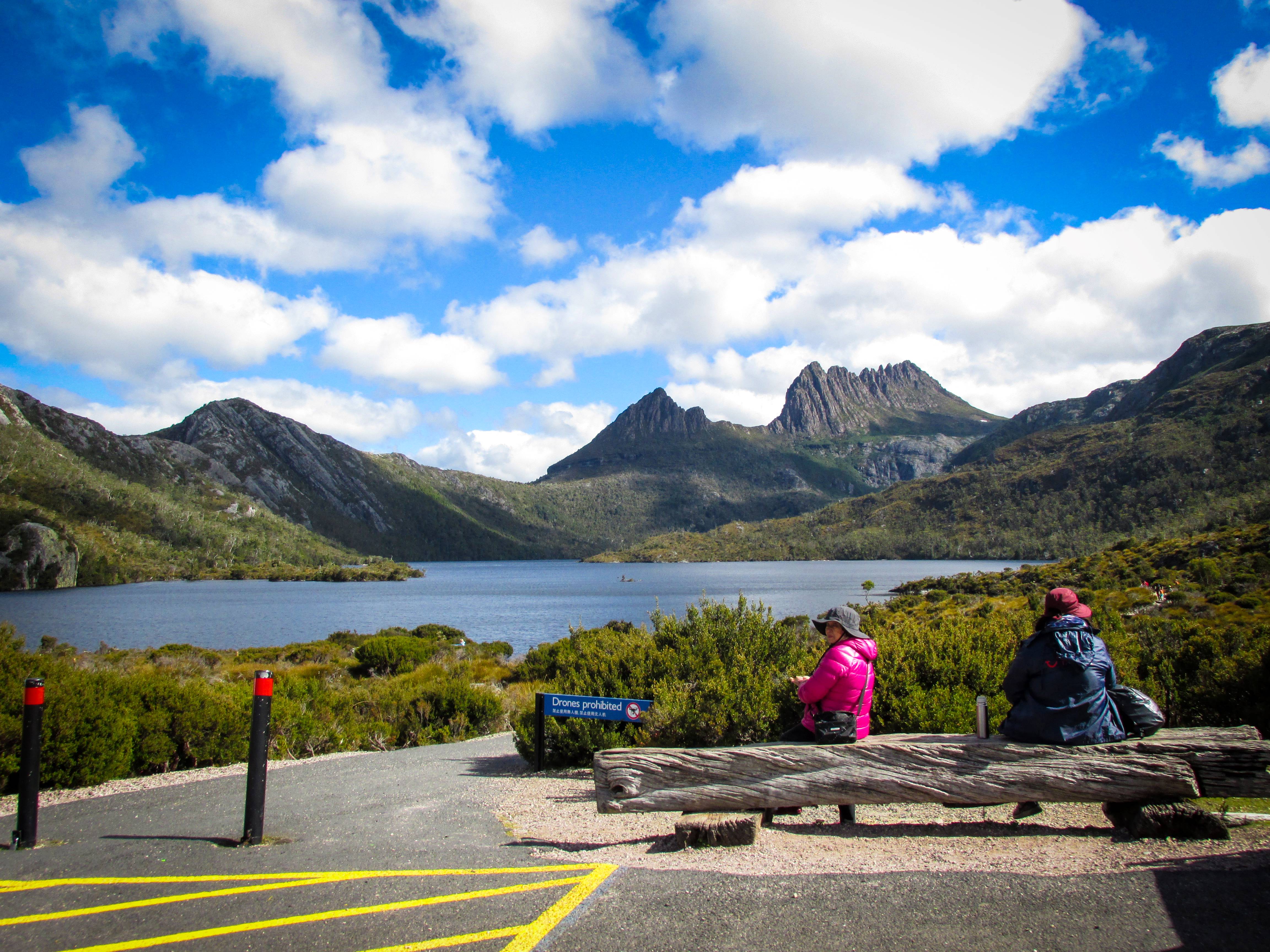 Cradle Mountain towering over Dove Lake. 