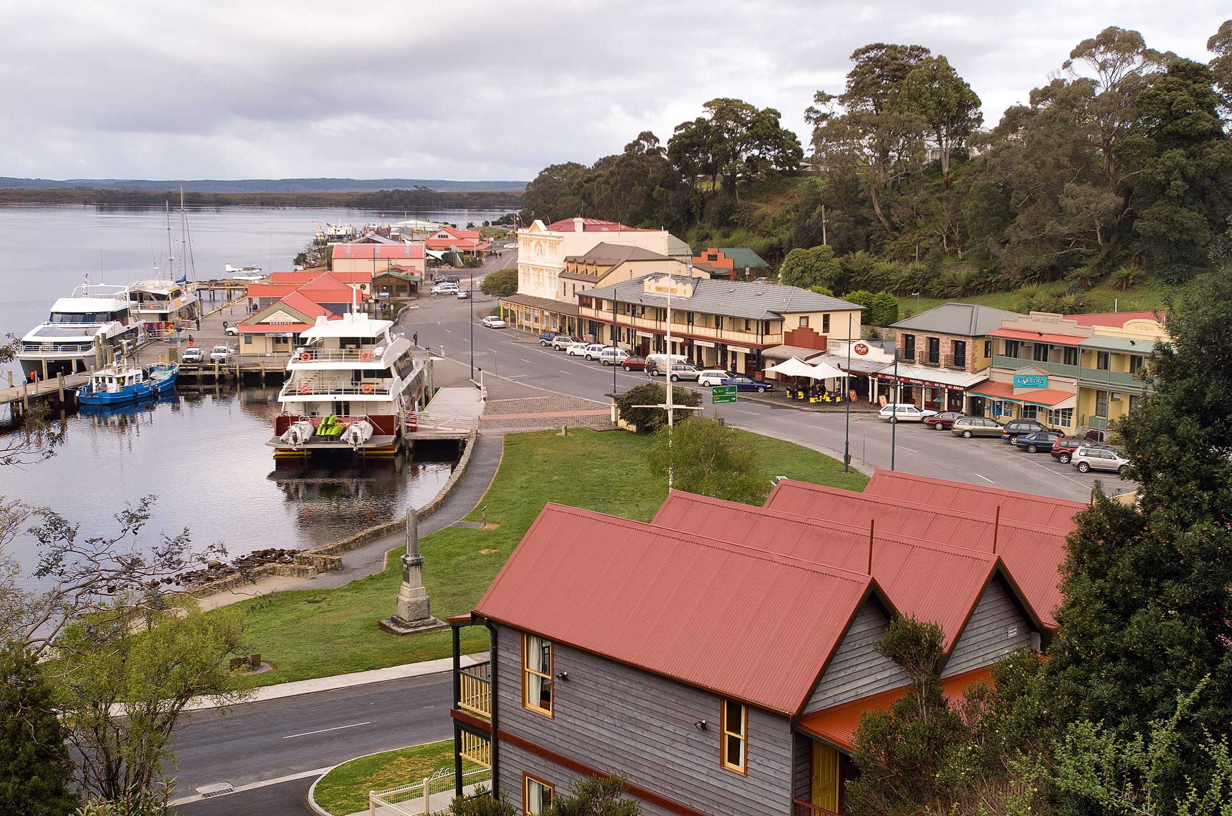 Quaint cottages lining the streets of Strahan. 