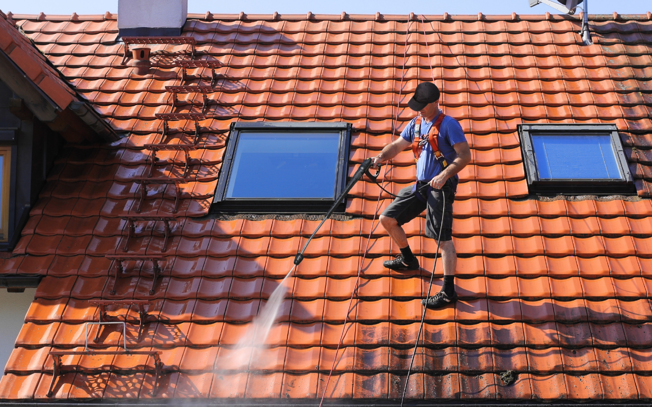 High Pressure Roof Cleaning | Gutter Cleaning | Roof Restorations
