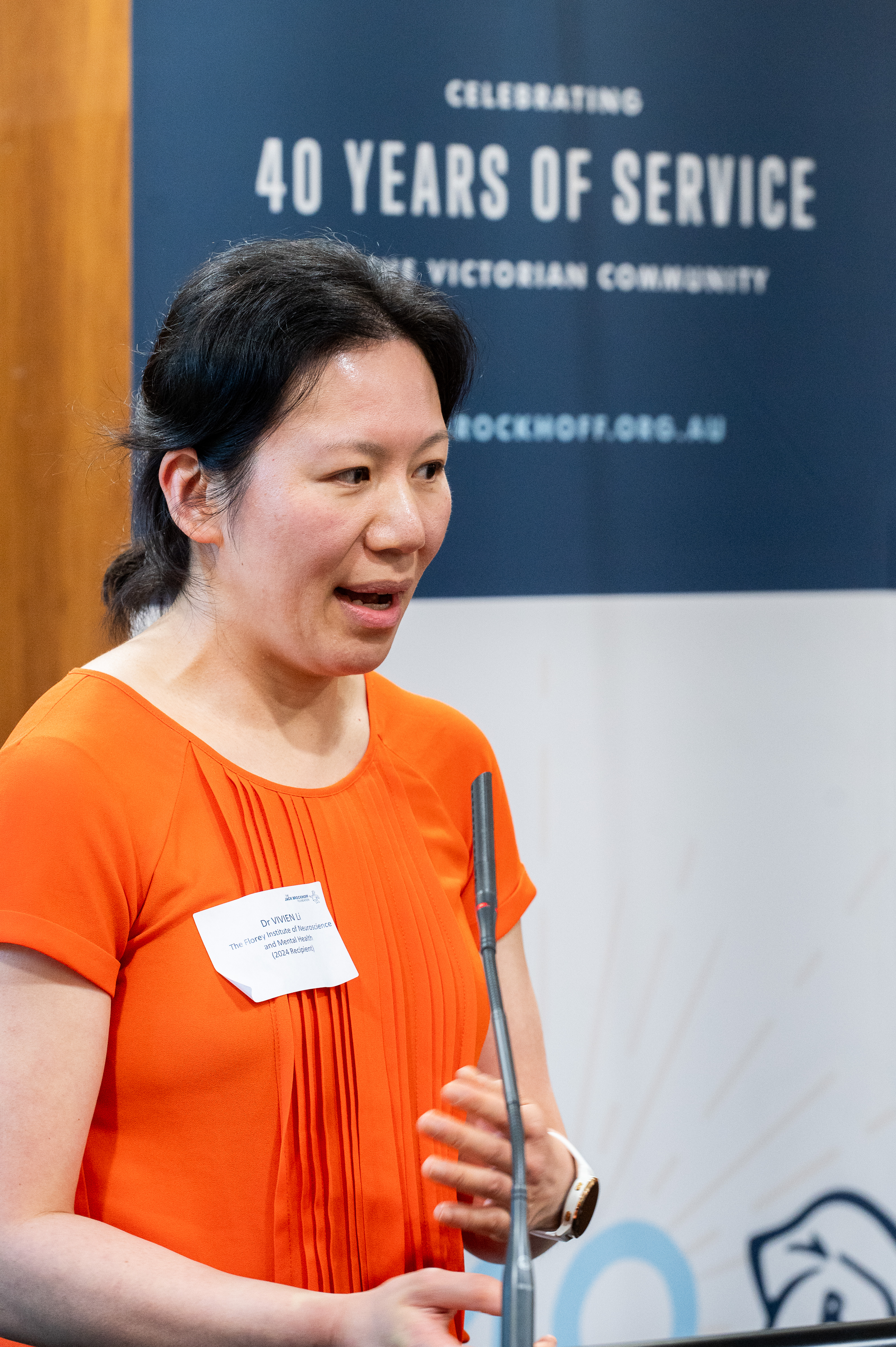 Dr Vivien Li