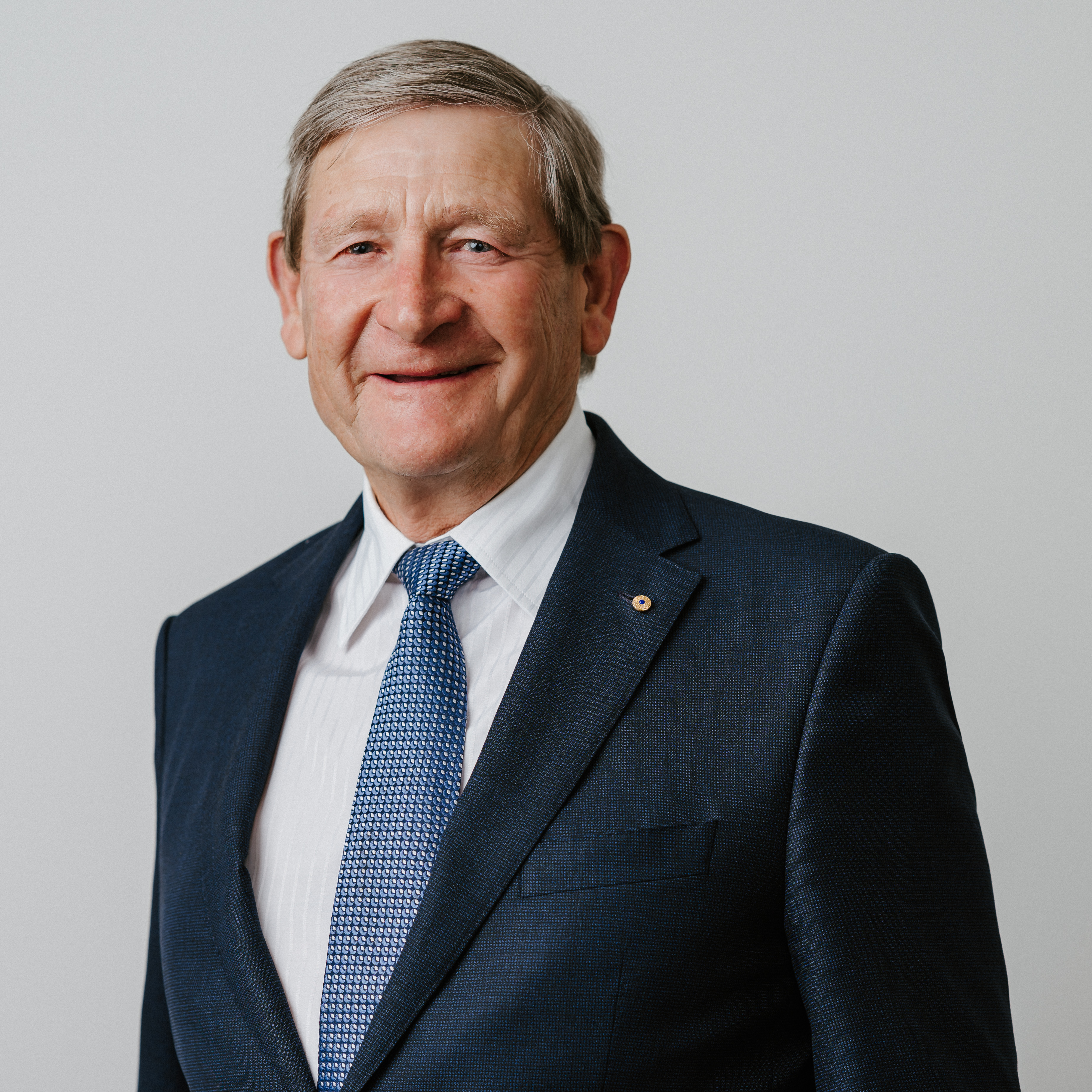 Prof James Angus AO