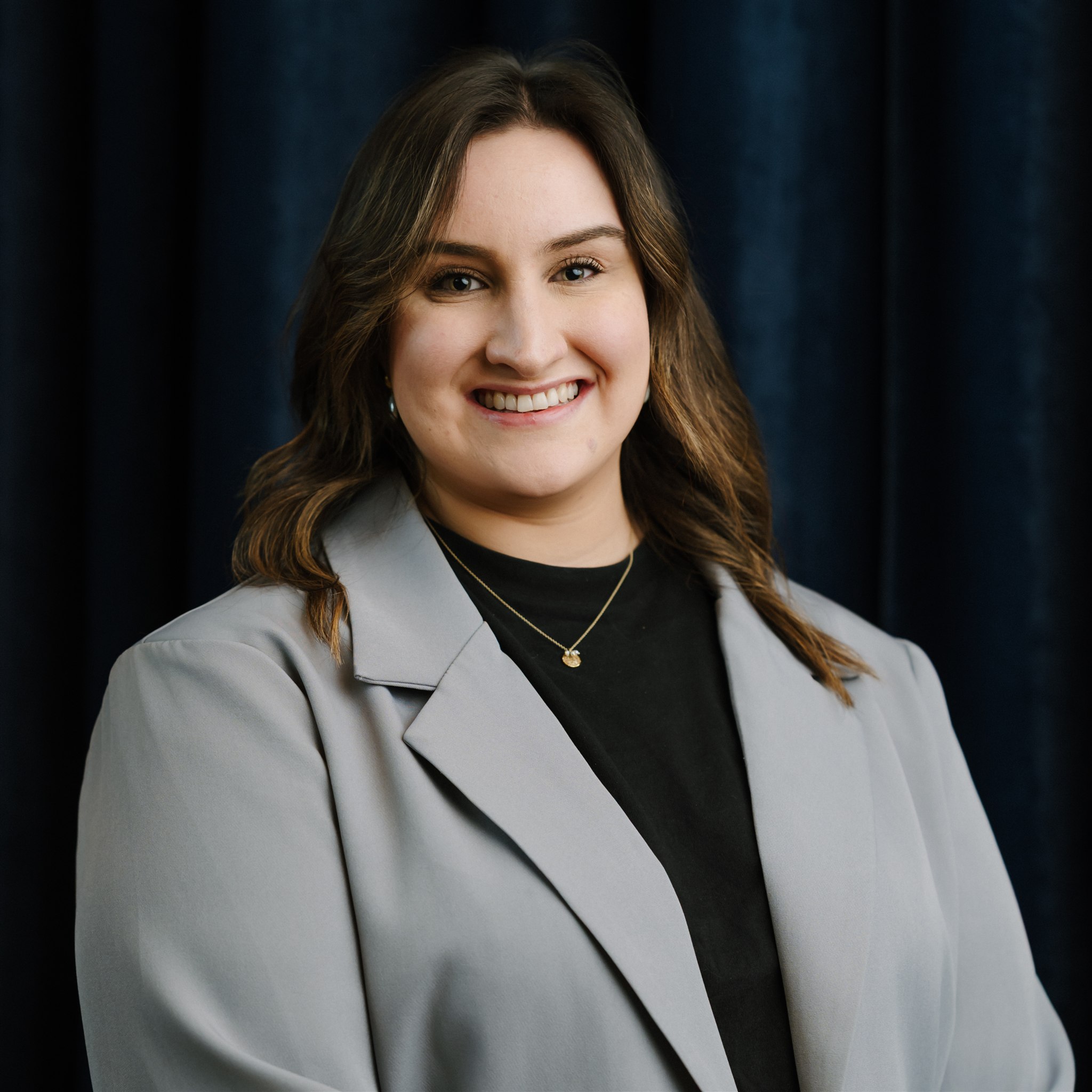 Dr Bronte Johnstone