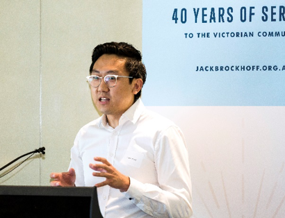 Dr Aowen Zhuang