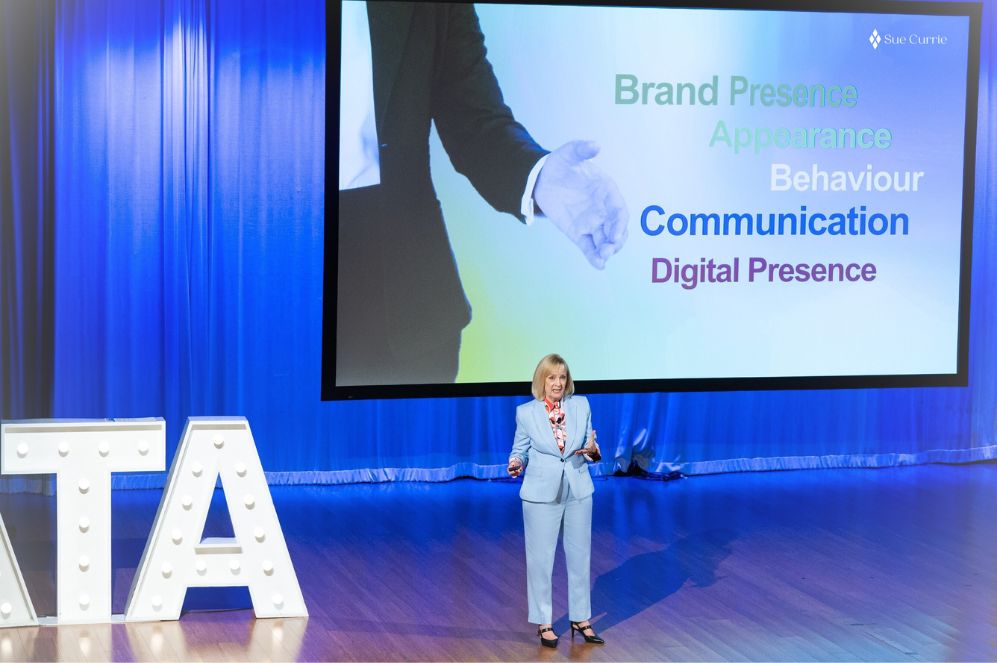 Two Things to Know When Presenting to Influence