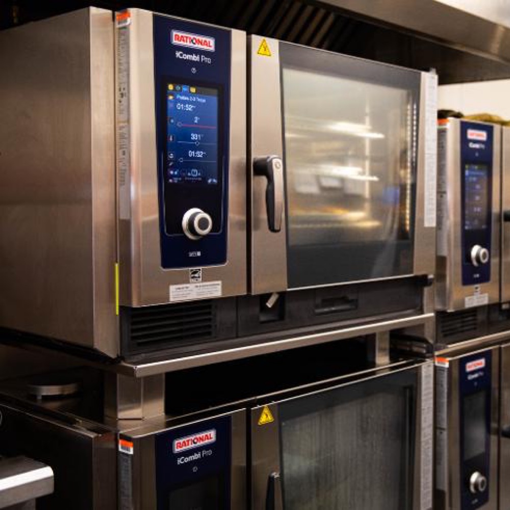 Combi Ovens Versus Conventional Cooking: What Are The Benefits For Operators?