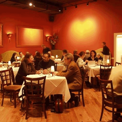 The Dine-In Experience: Still the Heart of the Restaurant Industry