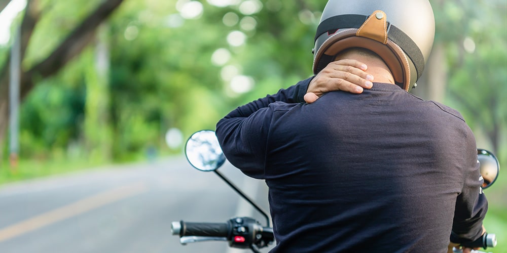 How To Prevent Neck Pain While Riding A Motorcycle? 5 Important Tips