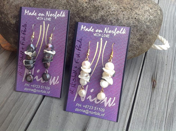 Niow HiHi and Pearl earrings