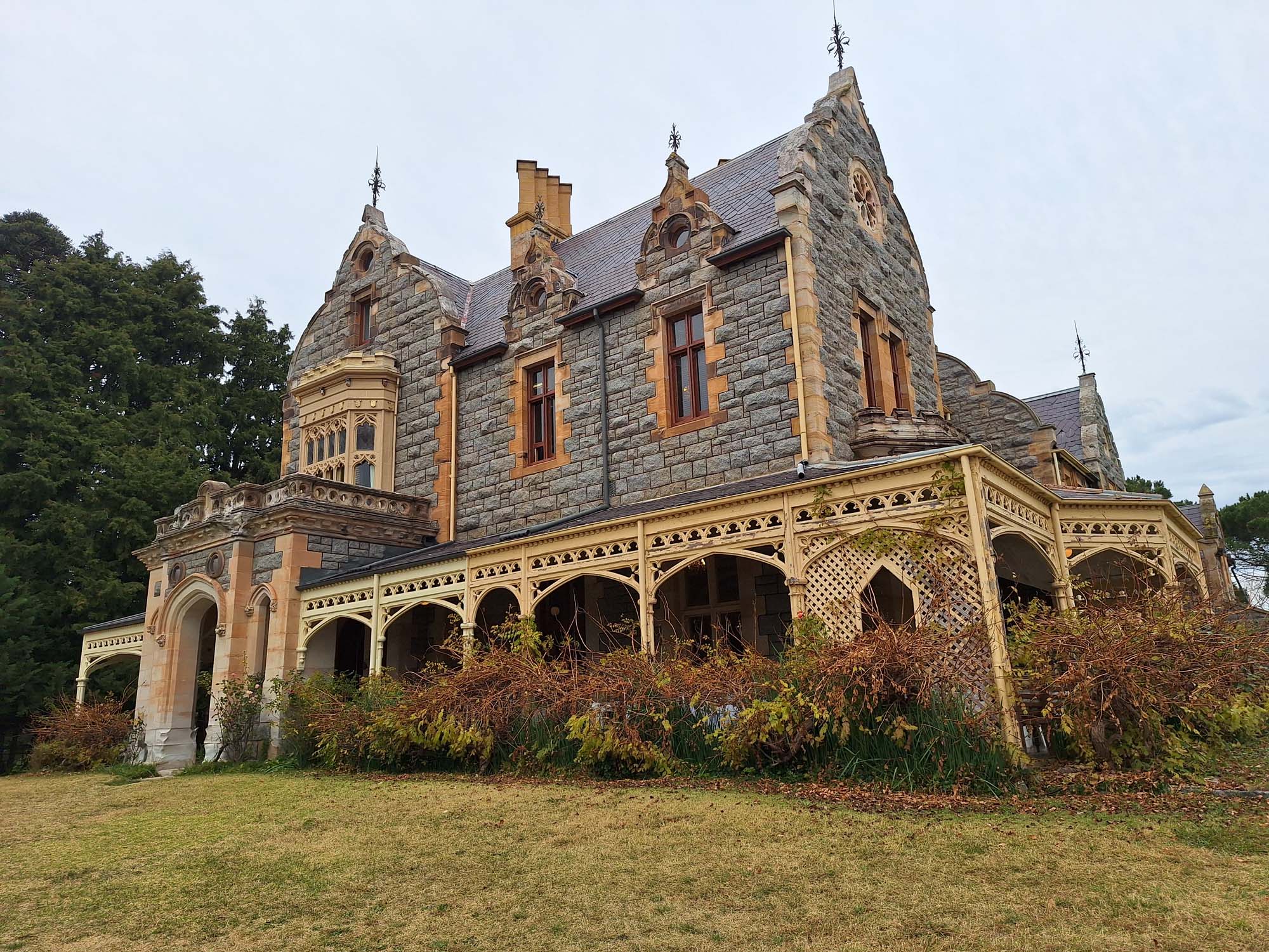 Presidents Western Run to Abbocrombie House for motoring Heritage Day